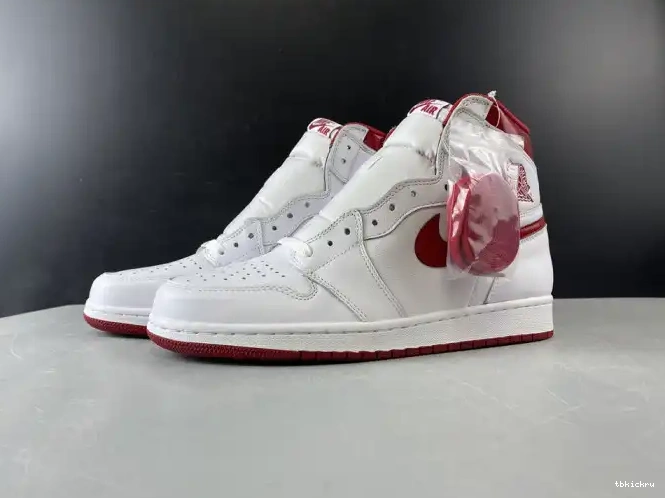 Cheap TBK Red Metallic Air (2017) Jordan 1 Retro 555088-103 0506